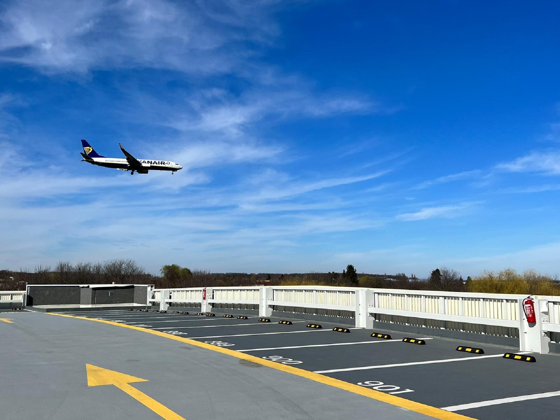 plane spotting Otopeni